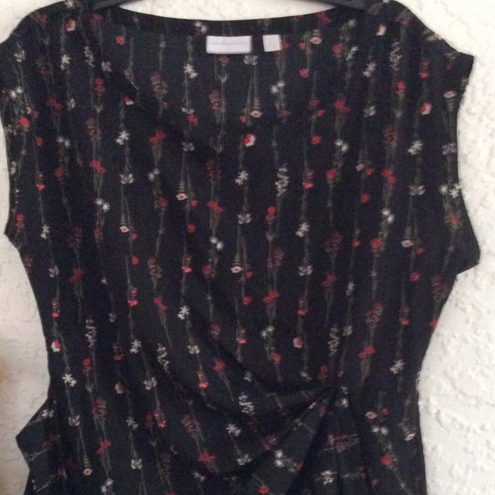 New York & Company Blouse Black with Flower Print Sz L